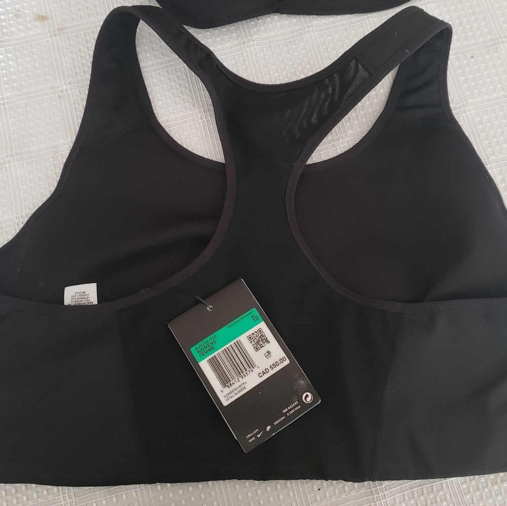 Training top - Picture 2 of 2